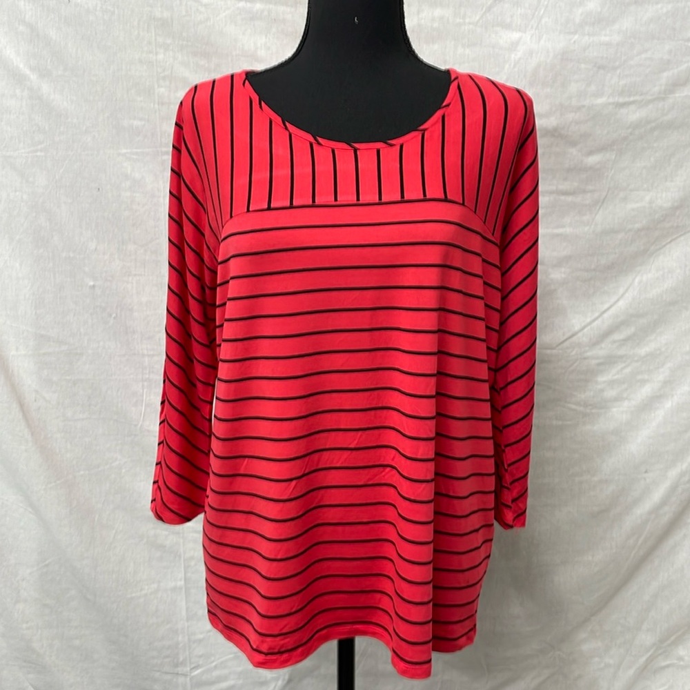 Dana Buchman red and black striped  tunic, size Large